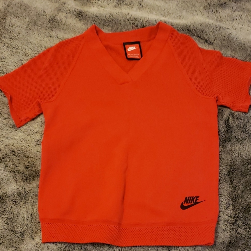 Nike Tech V Neck Top XS